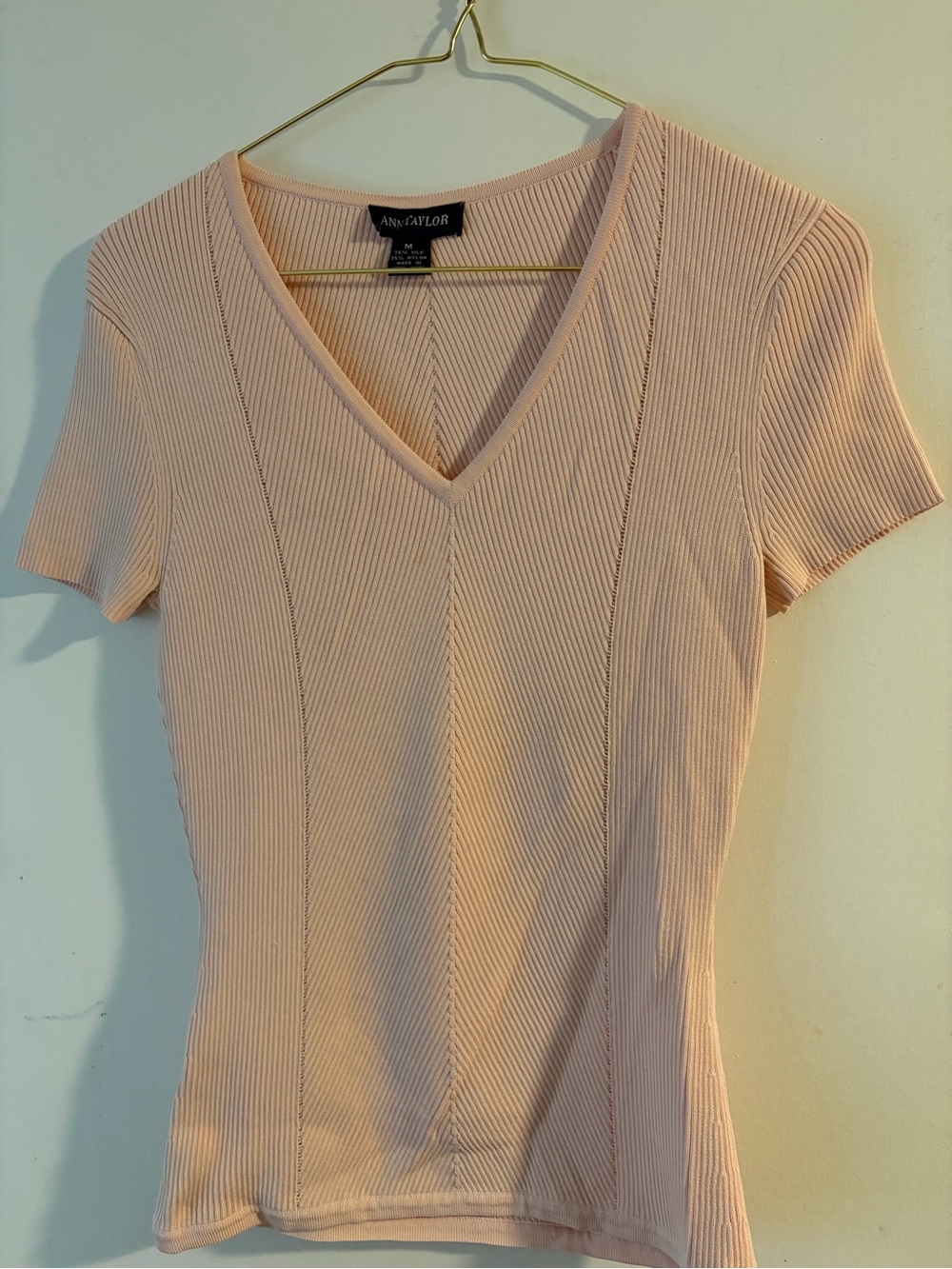 Ann Taylor Pink Ribbed V-Neck Short Sleeve Top